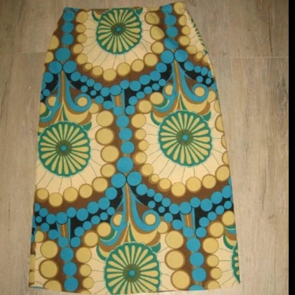 ❤️ELEVEN USA POLKA DOT WIGGLE SKIRT Poly/Spandex SMALL